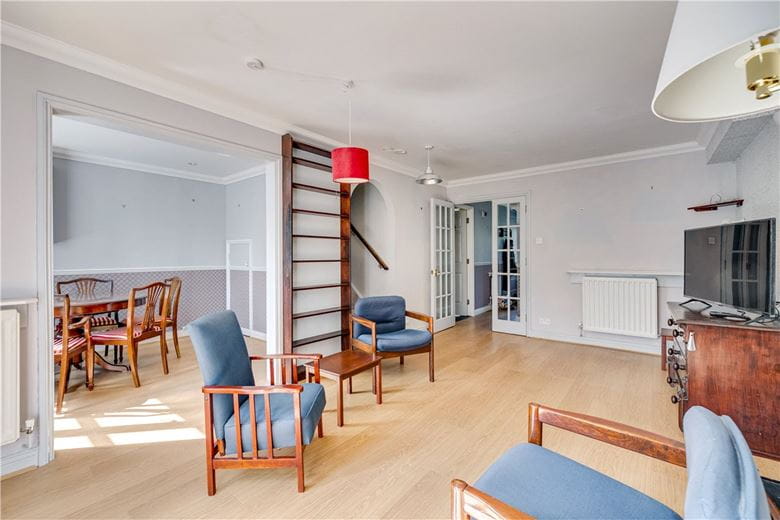 3 bedroom house, Victoria Mews, Earlsfield SW18 - Available