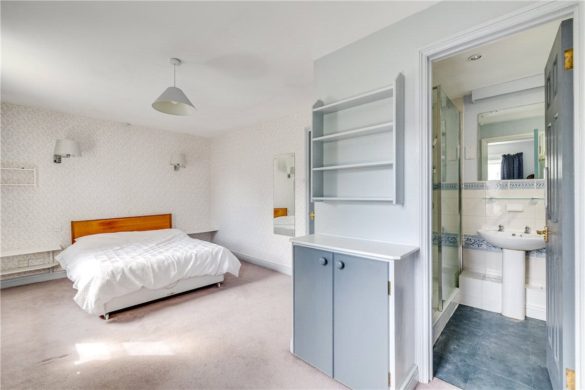 3 bedroom house, Victoria Mews, Earlsfield SW18 - Available