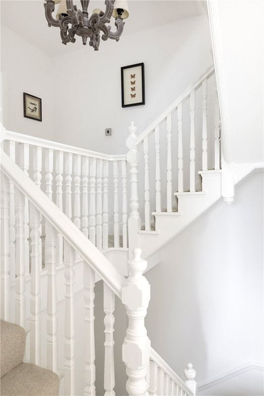 3 bedroom flat, Mayford Road, London SW12 - Sold