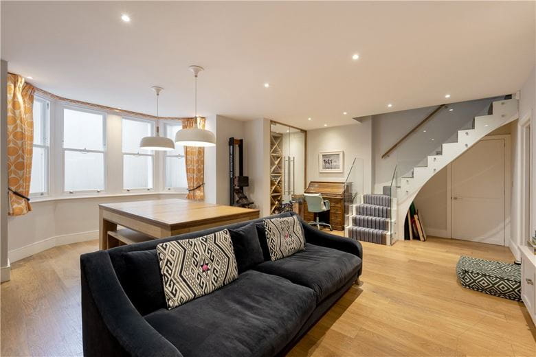 6 bedroom house, Trinity Road, London SW18 - Sold
