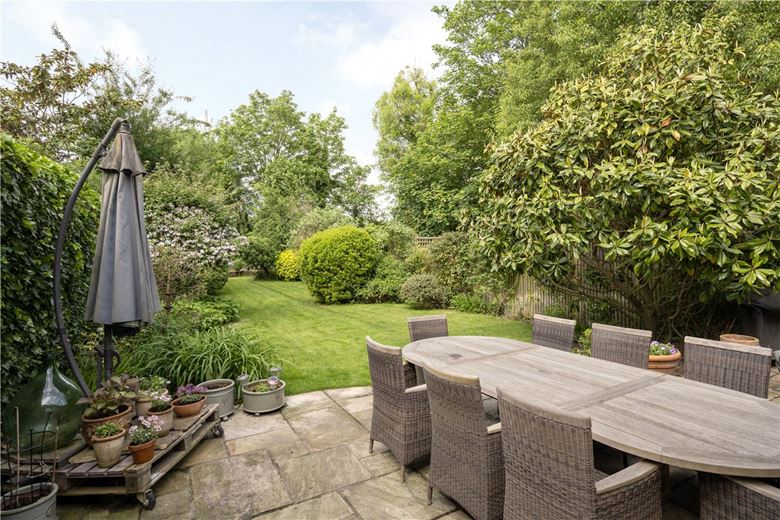 6 bedroom house, Trinity Road, London SW18 - Sold