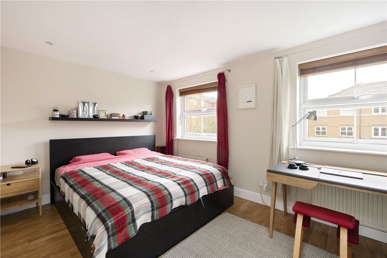 5 bedroom house, Elderfield Place, Heritage Park/Tooting Bec SW17 - Sold