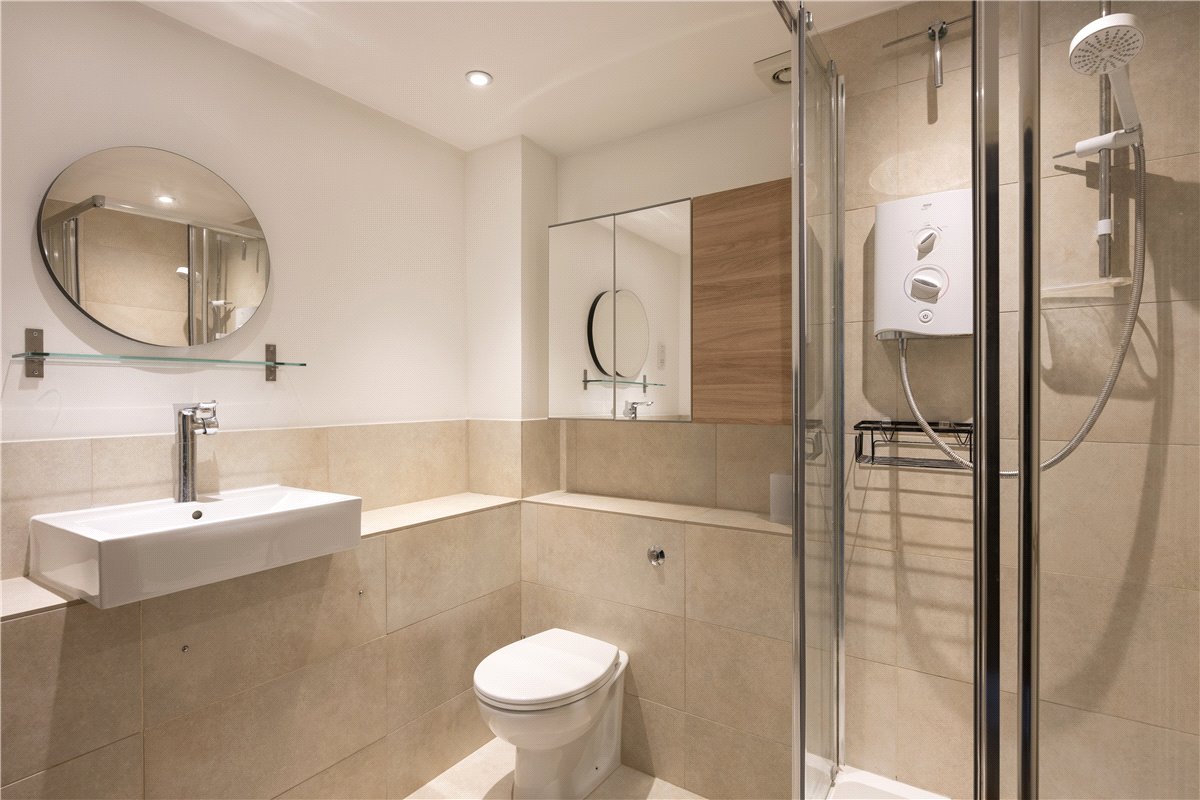 5 bedroom house, Elderfield Place, Heritage Park/Tooting Bec SW17 - Sold