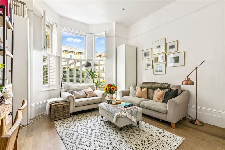 1 bedroom flat, St. Martins Court, Trinity Road, London SW17 - Sold STC