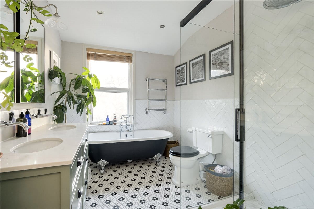 3 bedroom house, Burntwood Lane, Wandsworth SW17 - Sold