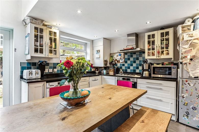 3 bedroom , Morrison Street, Shaftesbury Estate SW11 - Available