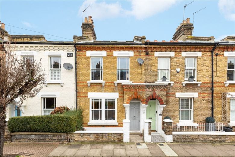 3 bedroom , Morrison Street, Shaftesbury Estate SW11 - Available