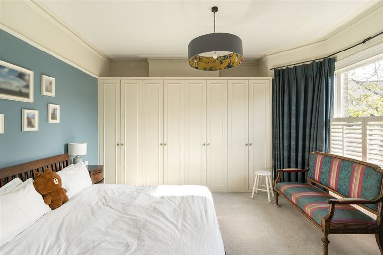 5 bedroom house, Tunley Road, London SW17 - Sold