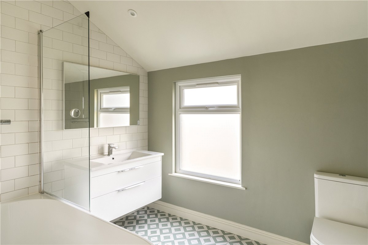 5 bedroom house, Tunley Road, London SW17 - Sold