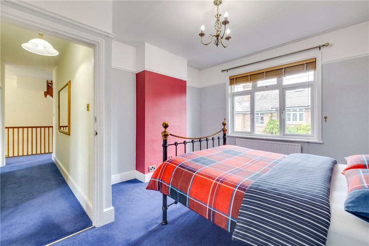 4 bedroom maisonette, Strickland Row, Wandsworth Common SW18 - Available