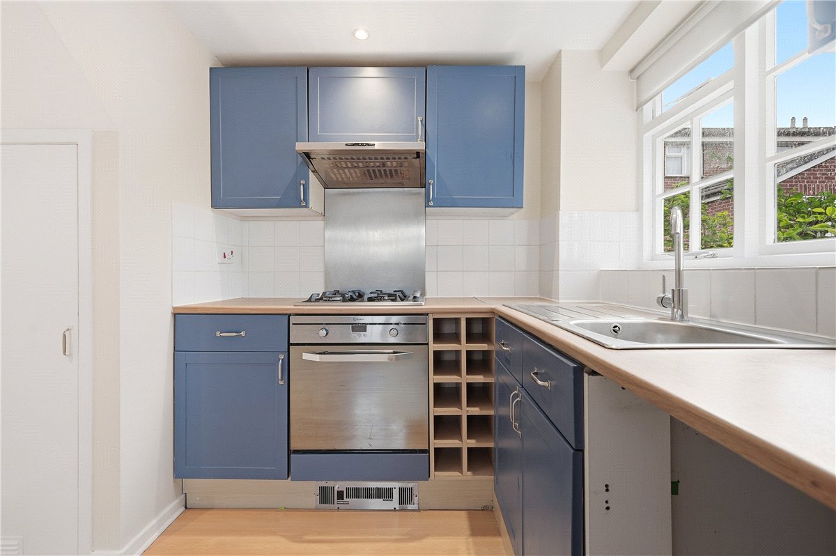 1 bedroom house, Ashdown Way, Balham SW17 - Available