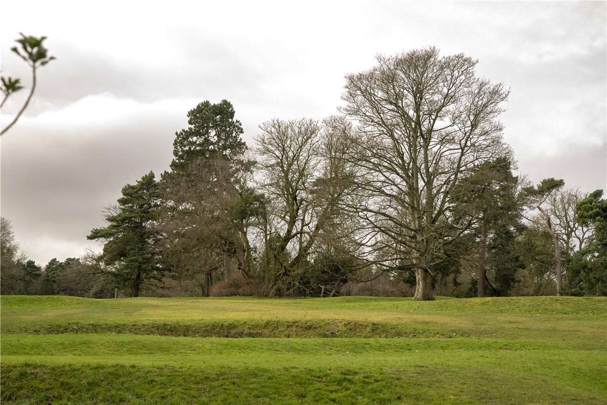 6 bedroom house, Harlow Moor Drive, Harrogate HG2