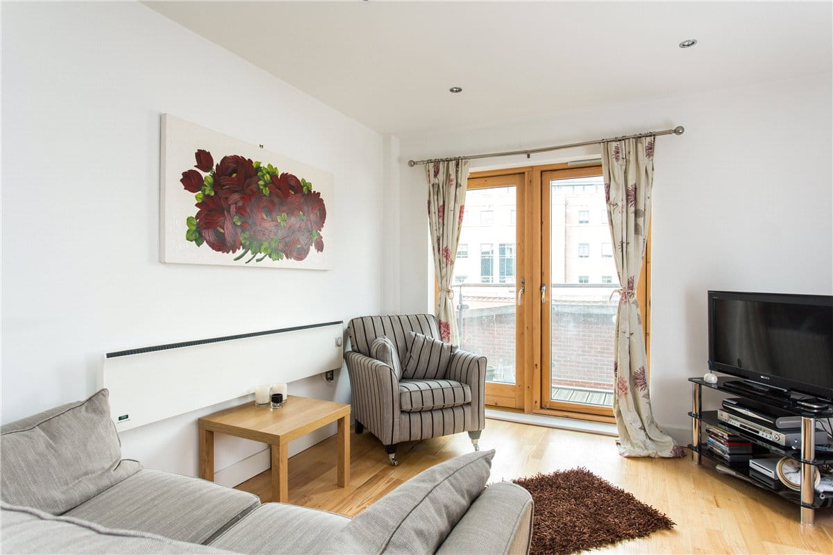 2 bedroom flat, Black Horse Lane, York YO1 - Available