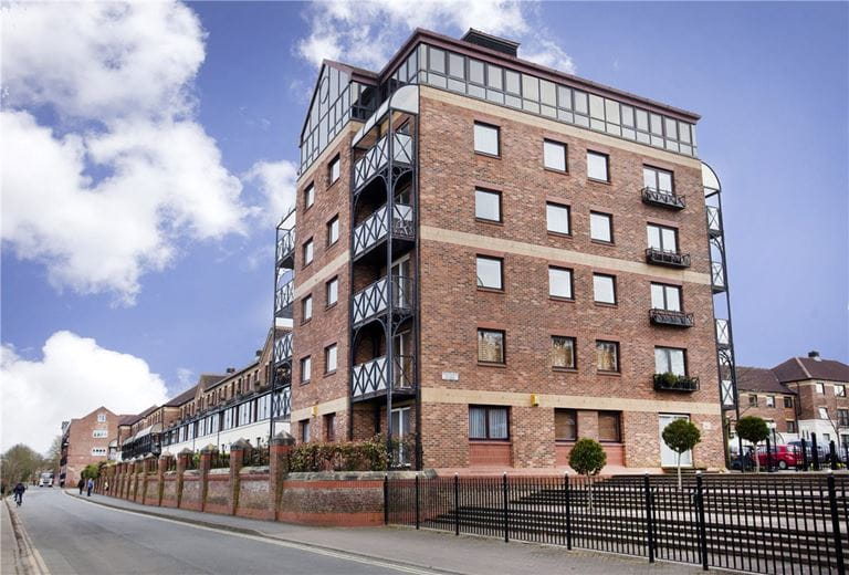 1 bedroom flat, Postern Close, York YO23 - Let Agreed