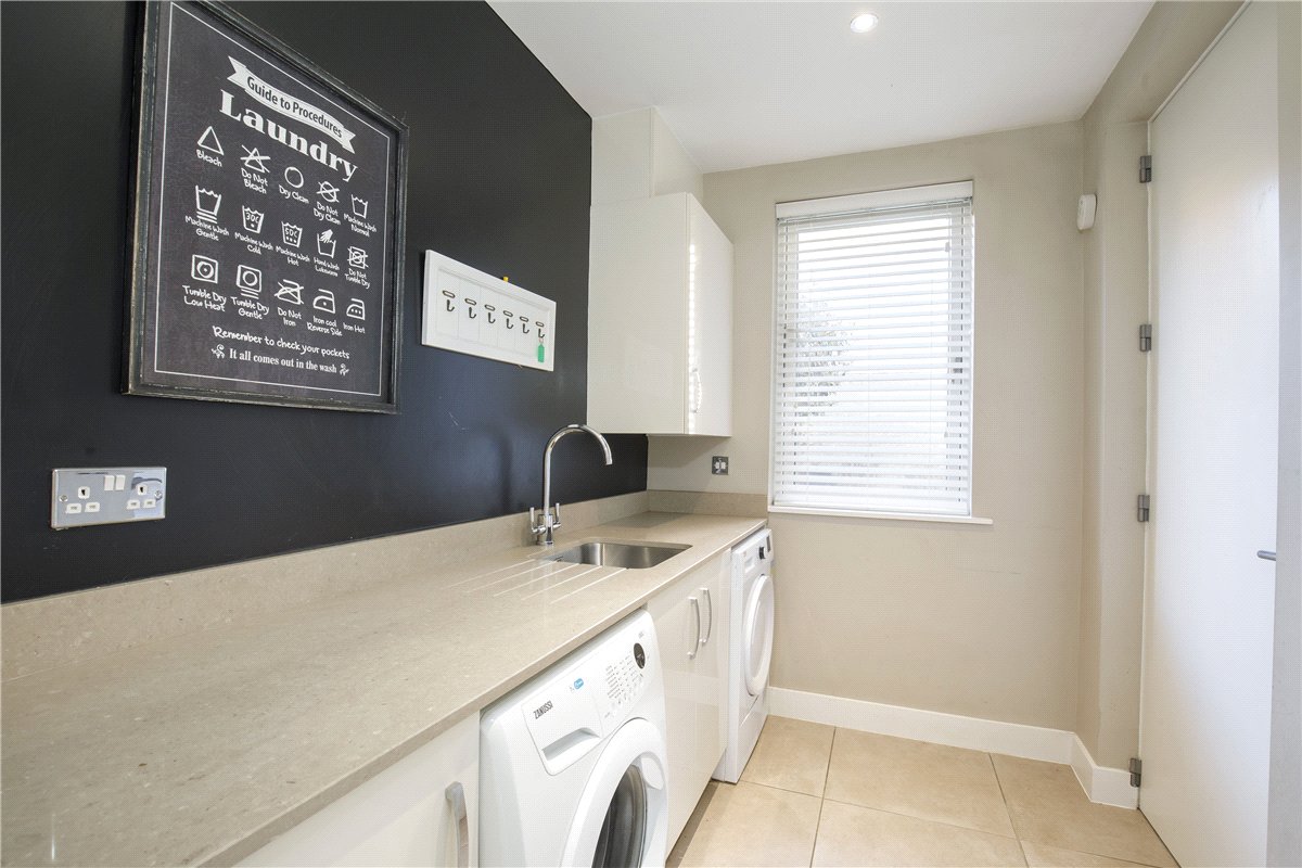 4 bedroom house, Clock Tower Way, York YO23 - Available