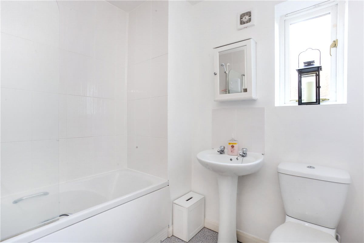 1 bedroom house, Lang Avenue, York YO10 - Let Agreed