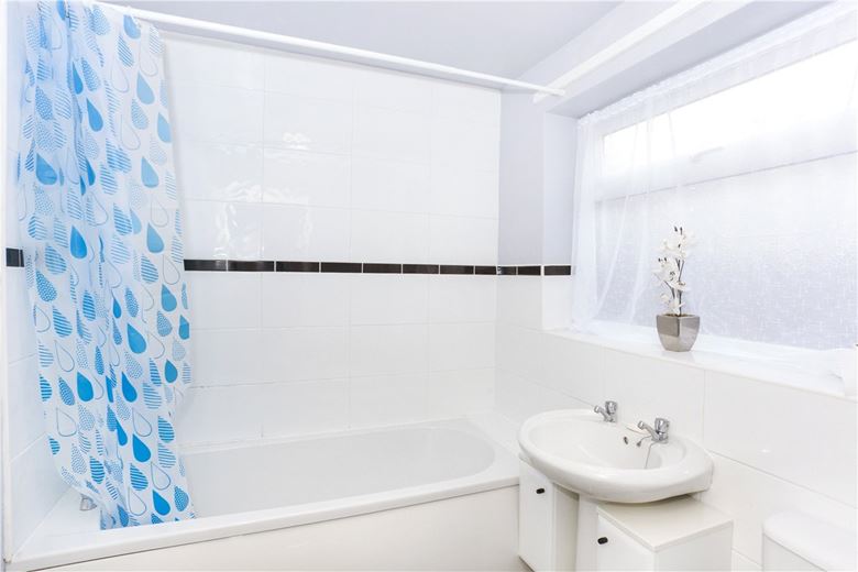 2 bedroom house, Kitchener Street, York YO31