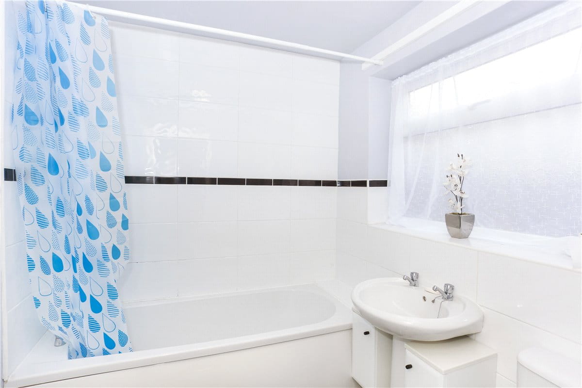 2 bedroom house, Kitchener Street, York YO31