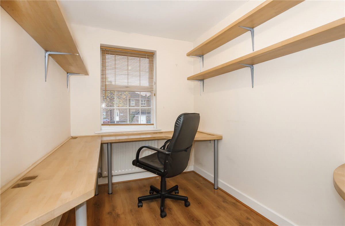 3 bedroom house, Waterside Gardens, York YO31