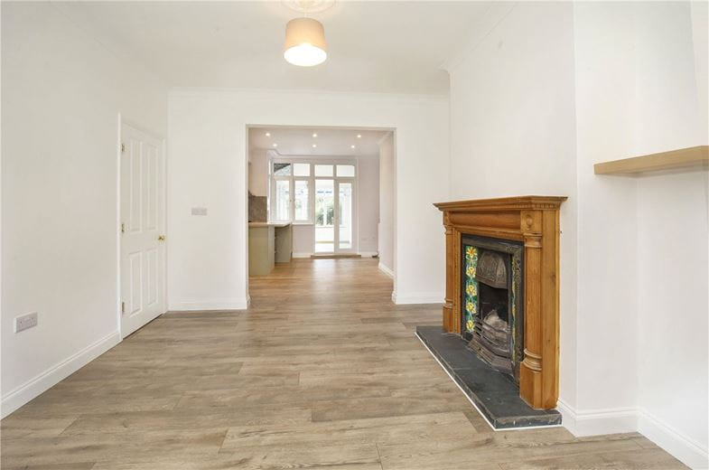 4 bedroom house, Wilsthorpe Grove, York YO10 - Available