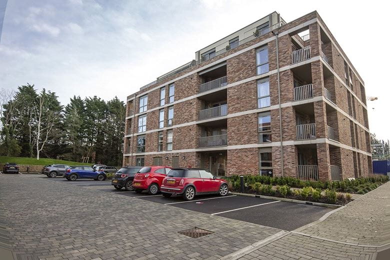 2 bedroom flat, Joseph Terry Grove, York YO23