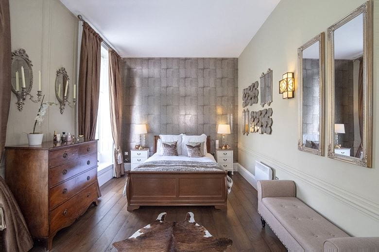 2 bedroom flat, Low Petergate, York YO1