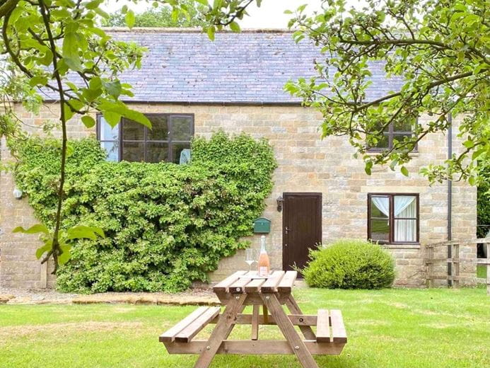 2 bedroom , Whitwell, York YO60 - Available