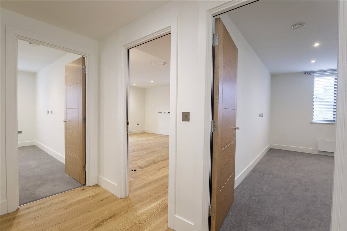 2 bedroom flat, Station Parade, Harrogate HG1