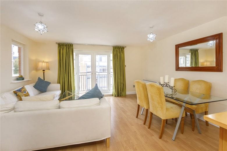 2 bedroom flat, Piccadilly, York YO1