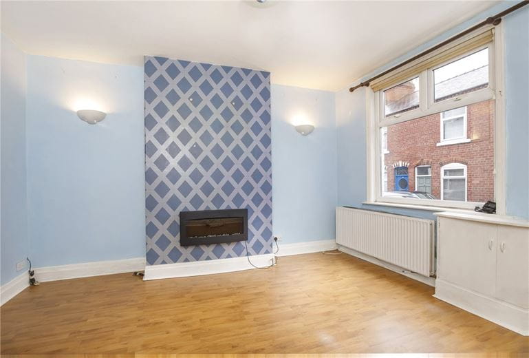 3 bedroom house, Montague Street, York YO23