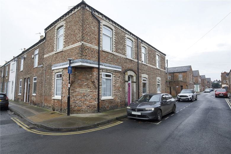 1 bedroom flat, School Street, York YO24 - Available