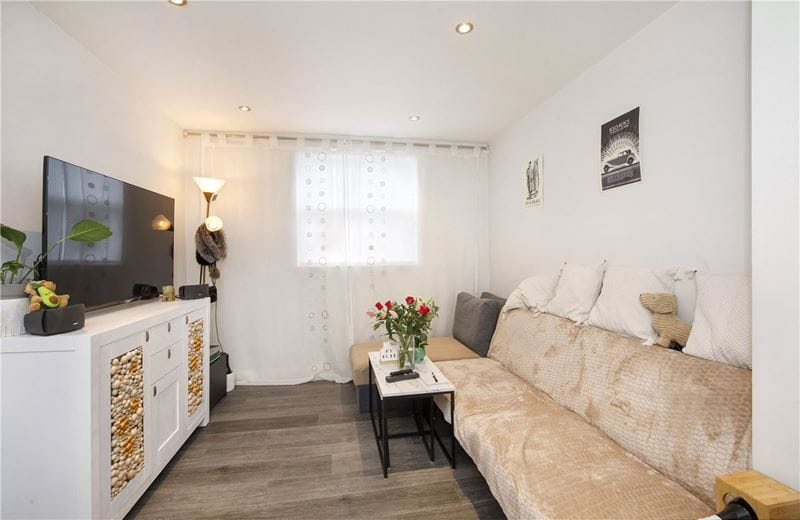 1 bedroom flat, Clarence Street, York YO31 - Available