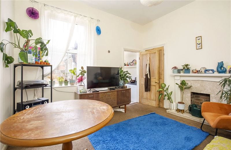 2 bedroom house, Cherry Street, York YO23 - Available
