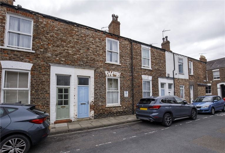 2 bedroom house, Cherry Street, York YO23 - Available