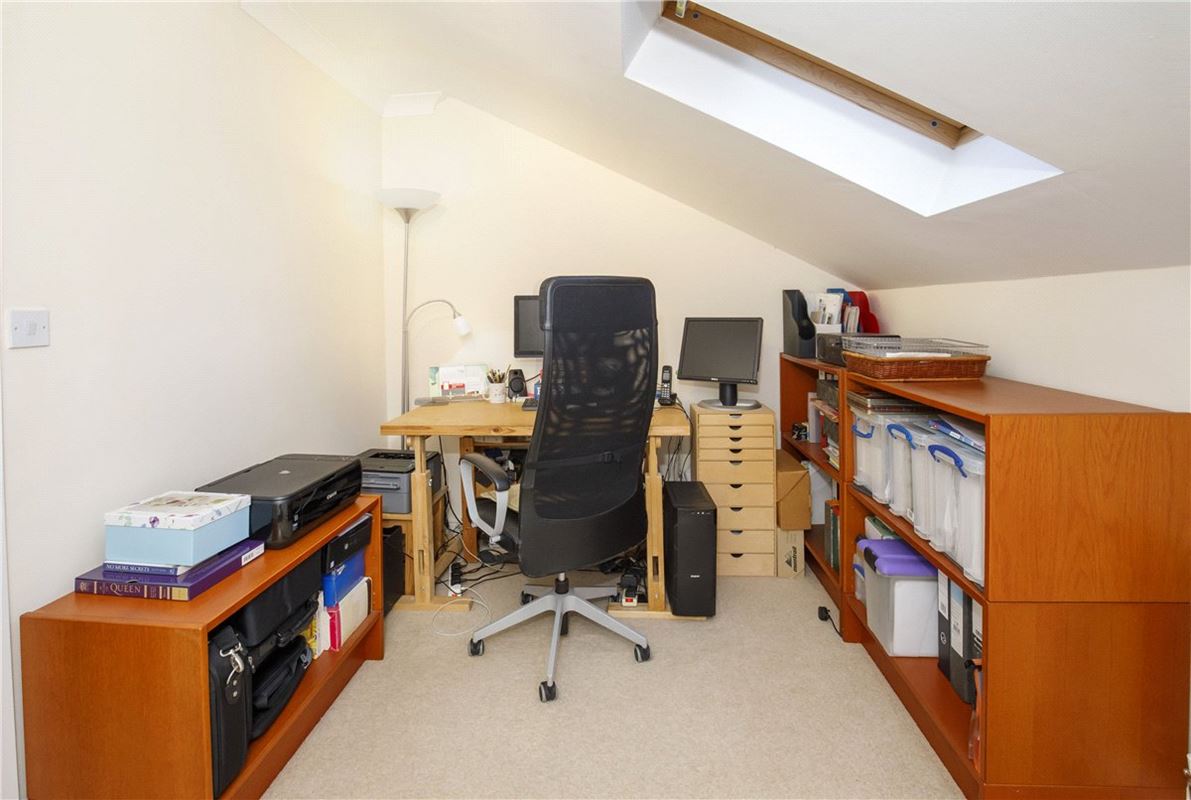 4 bedroom house, Tadcaster Road, Dringhouses YO24 - Available