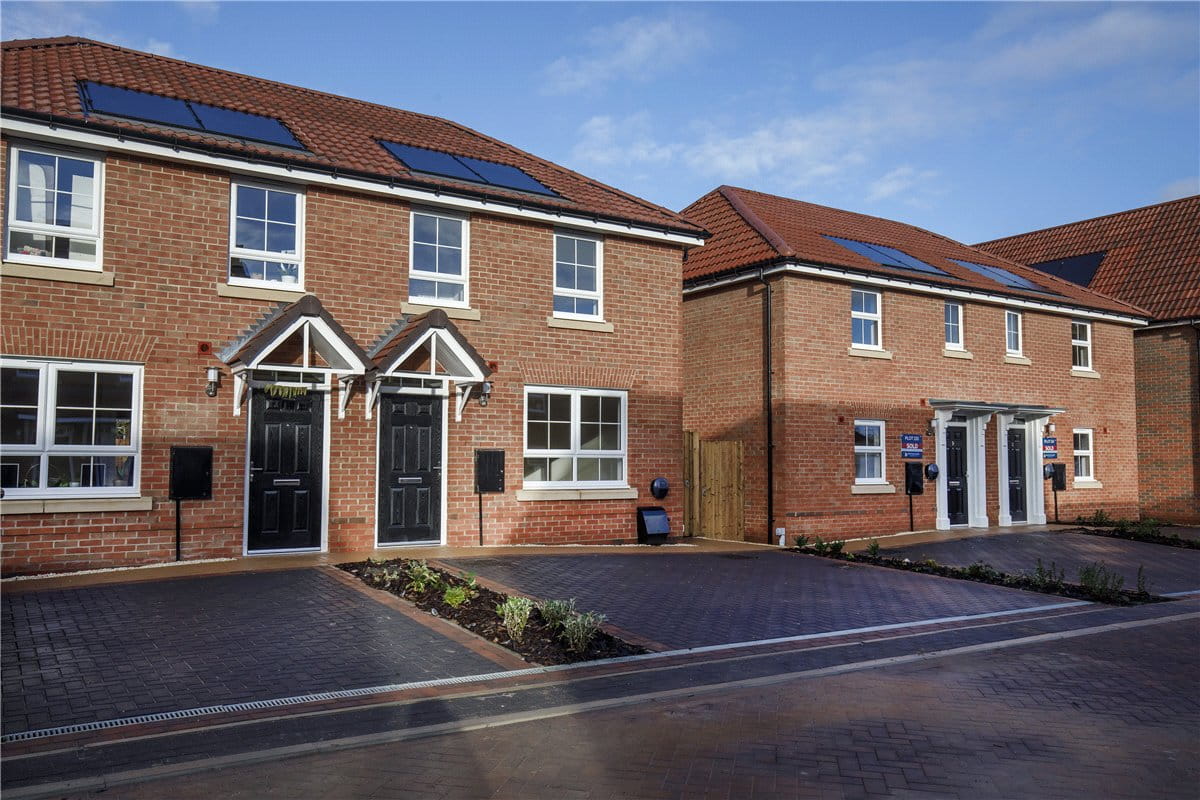 3 bedroom house, George Simpson Avenue, Wheldrake YO19 - Available