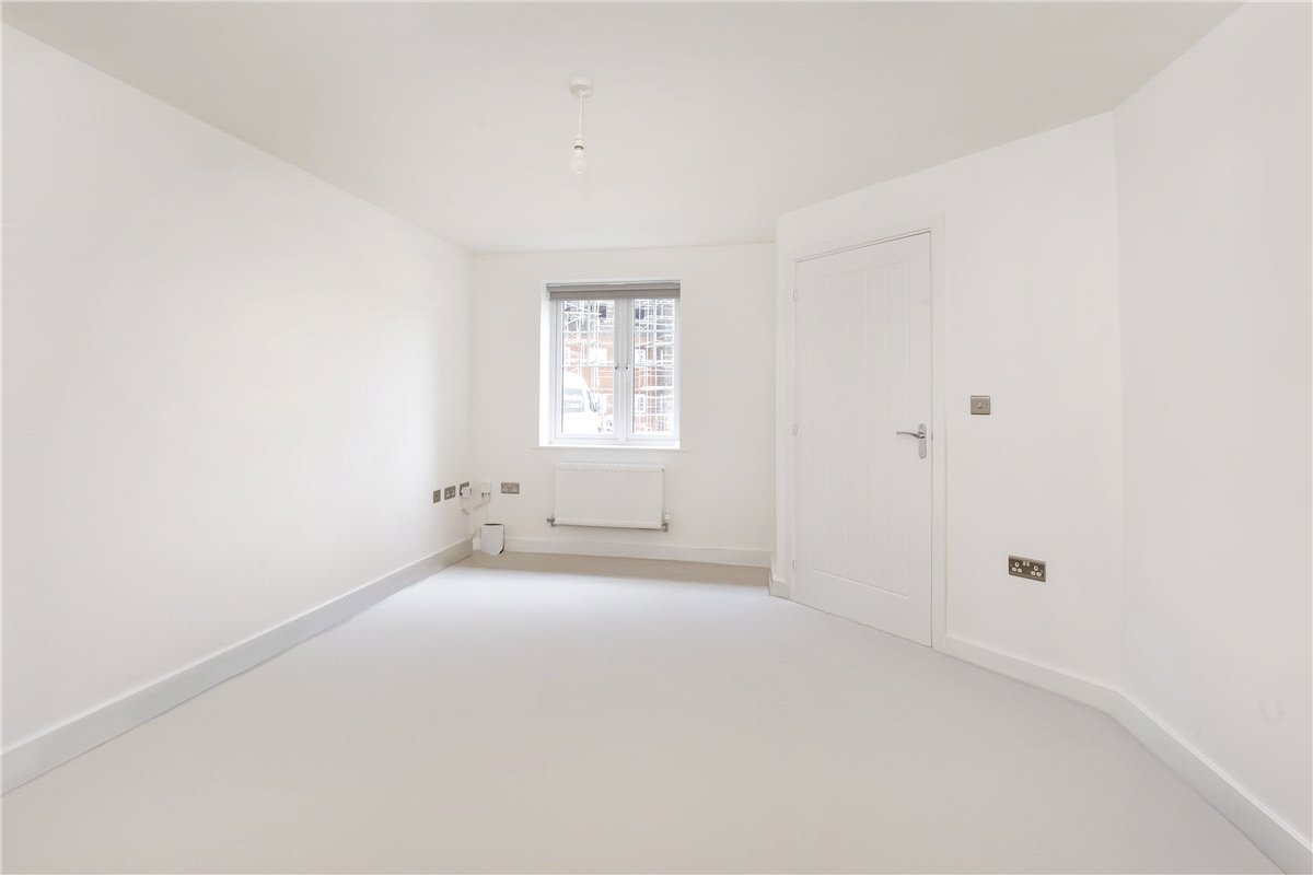 3 bedroom house, David Longhurst Way, York YO30 - Available