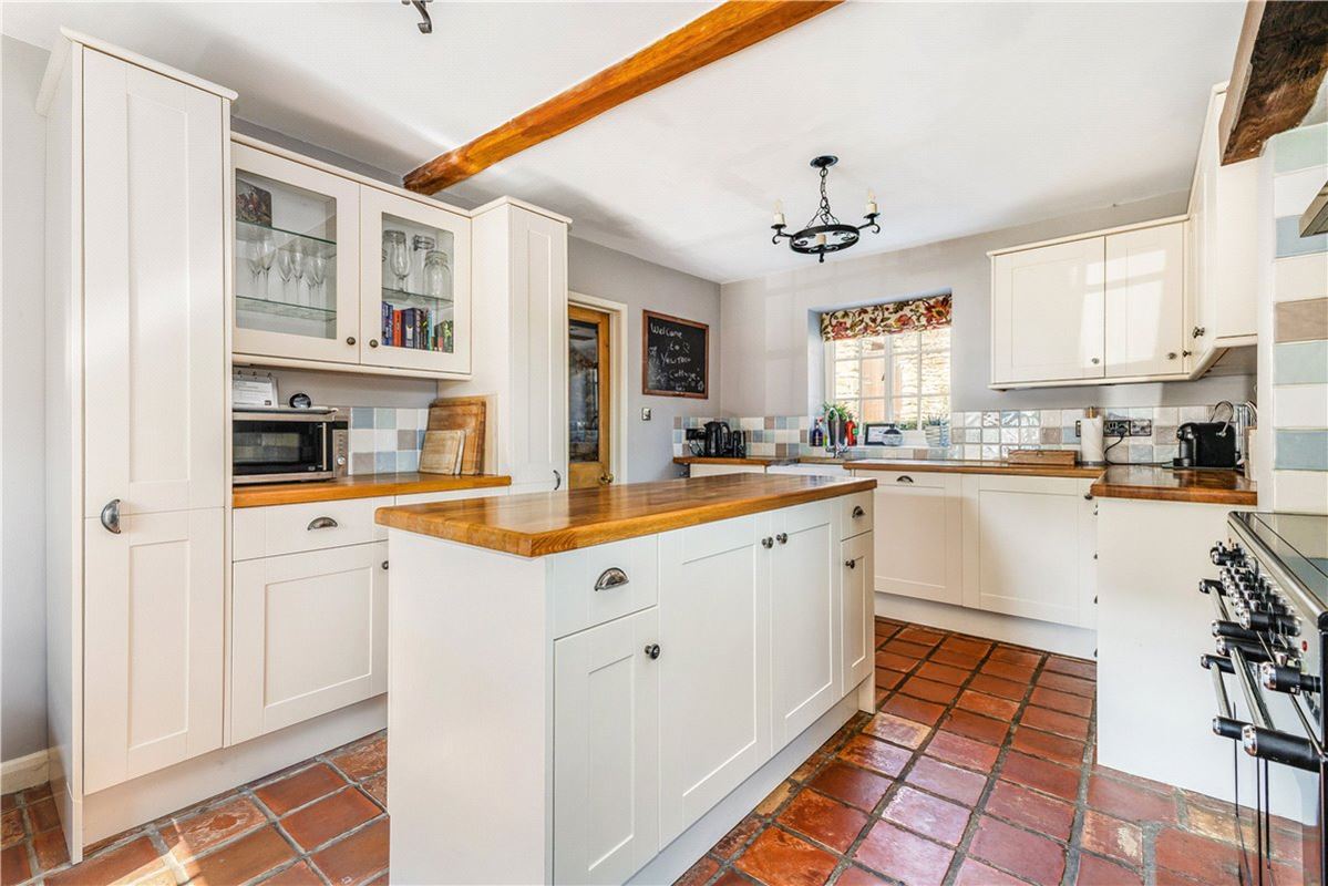 3 bedroom house, Main Street, Westow YO60 - Available