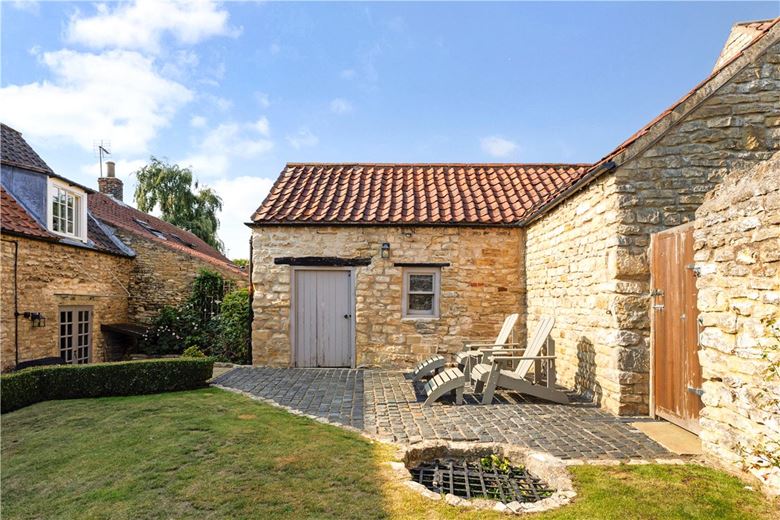 3 bedroom house, Main Street, Westow YO60 - Available