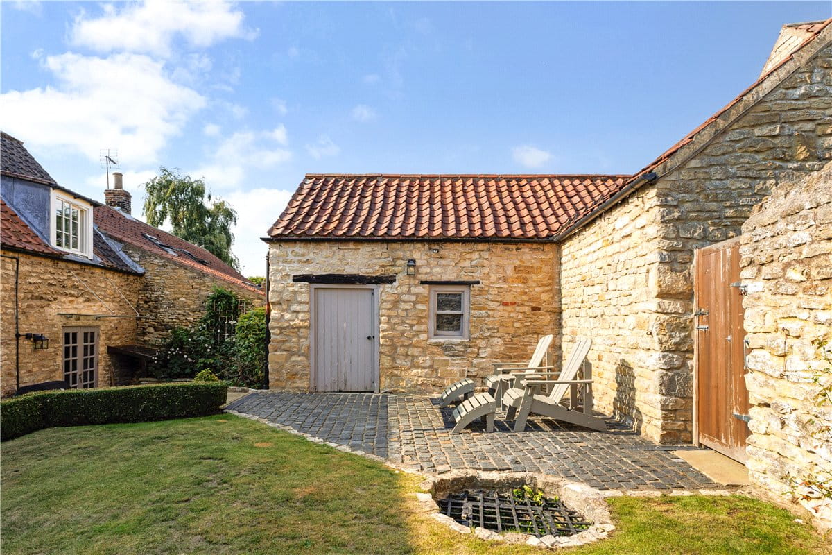 3 bedroom house, Main Street, Westow YO60 - Available