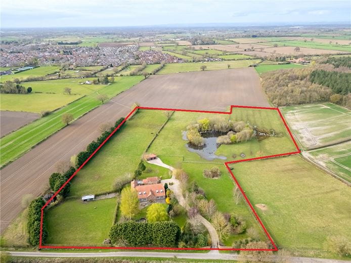 5 bedroom house, Hagg Lane, Dunnington YO19 - Available