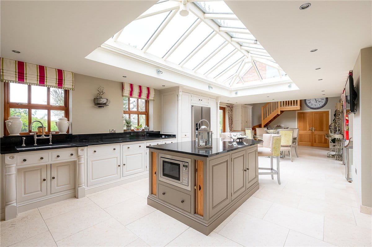 6 bedroom house, Dunnington, York YO19 - Available