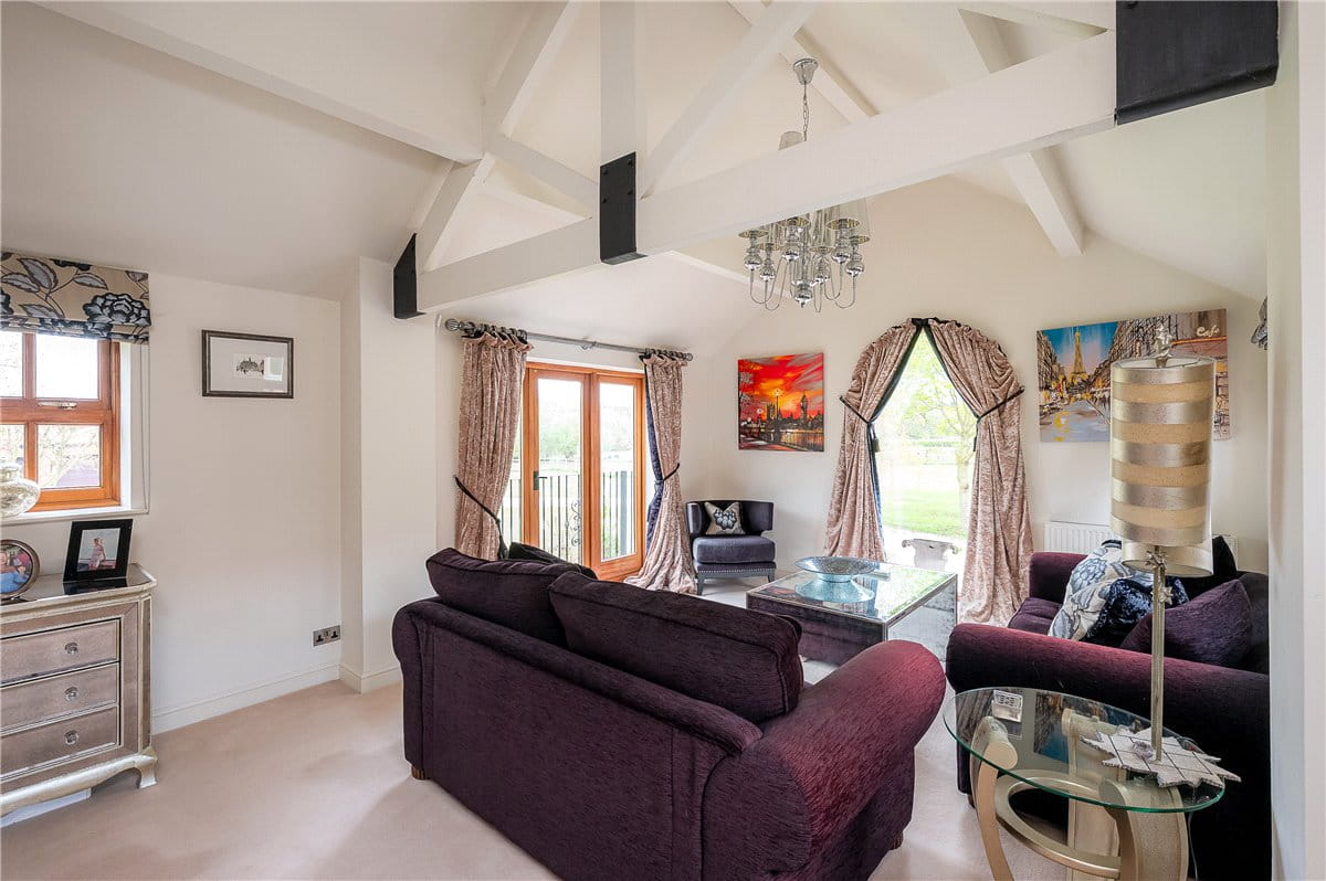 6 bedroom house, Dunnington, York YO19 - Available