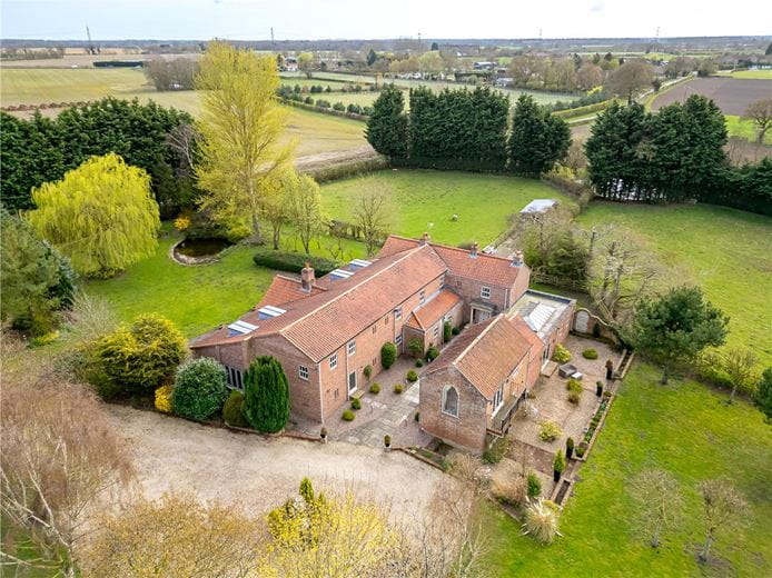 5 bedroom house, Hagg Lane, Dunnington YO19 - Available