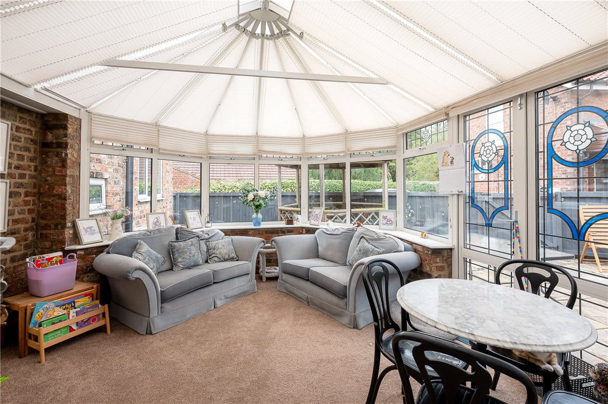 5 bedroom house, The Old Village, Huntington YO32 - Available