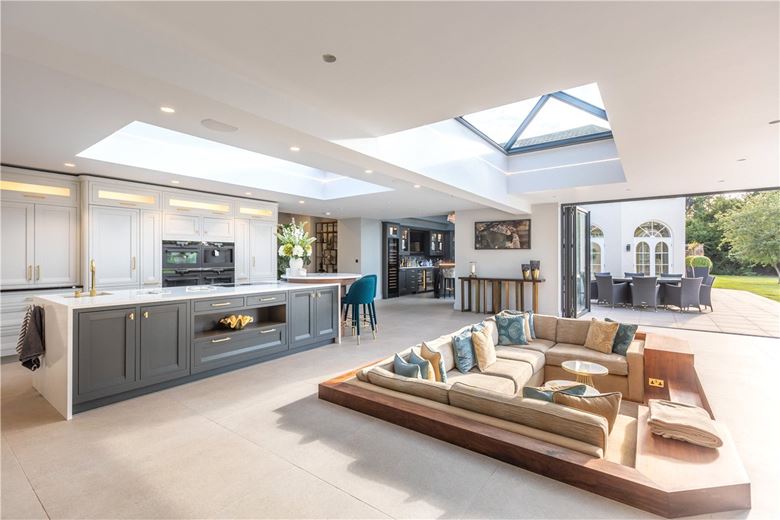 7 bedroom house, Welham, Malton YO17 - Available