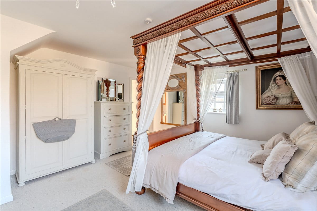 5 bedroom house, Old Road, Cawood YO8 - Available