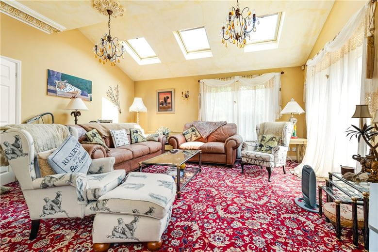 5 bedroom house, School Road, Hemingbrough YO8 - Available