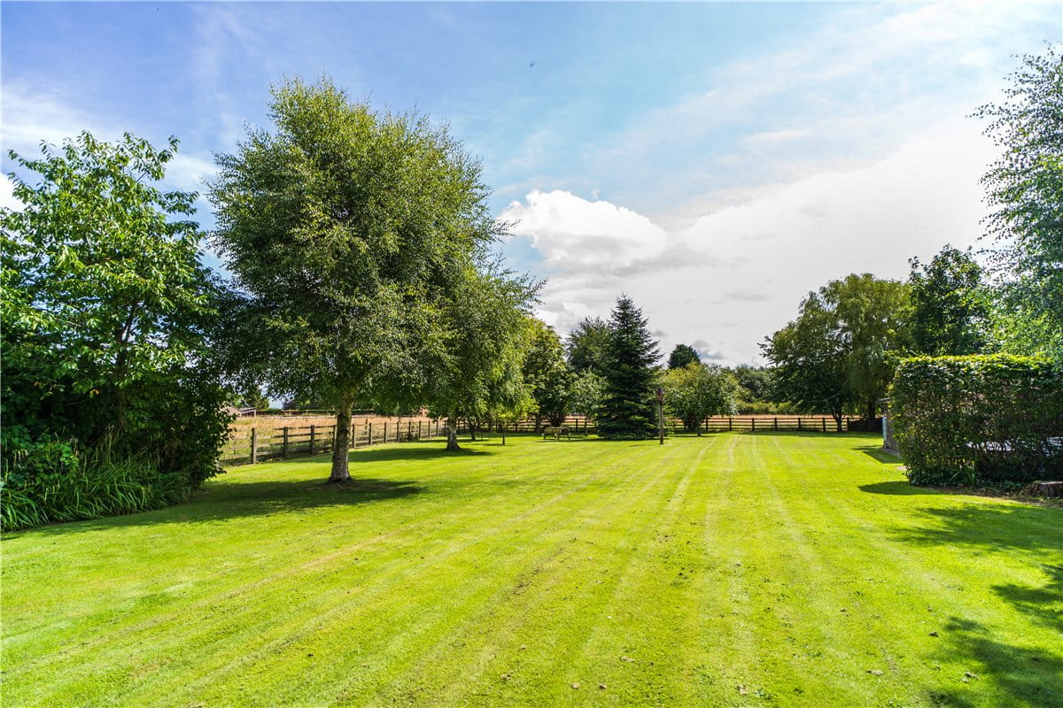 4 bedroom house, Breighton, Selby YO8 - Sold