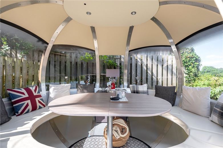 5 bedroom house, Thornbeck, Dunnington YO19 - Sold